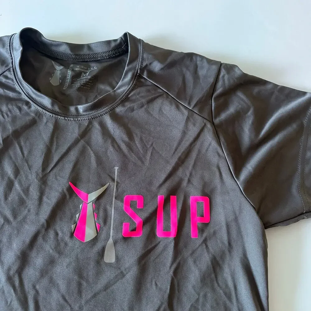 Tunaskin Women's Medium Black Athletic SUP Tee